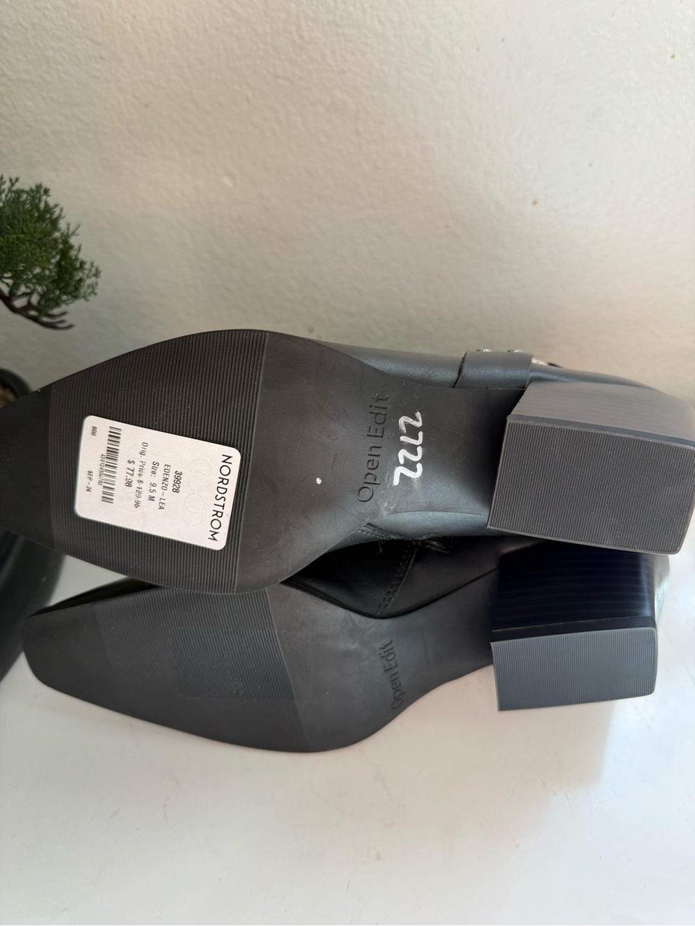 open edit Western boots black size 9.5 Harness Ankle Booties with Ring Detail - Picture 5 of 5